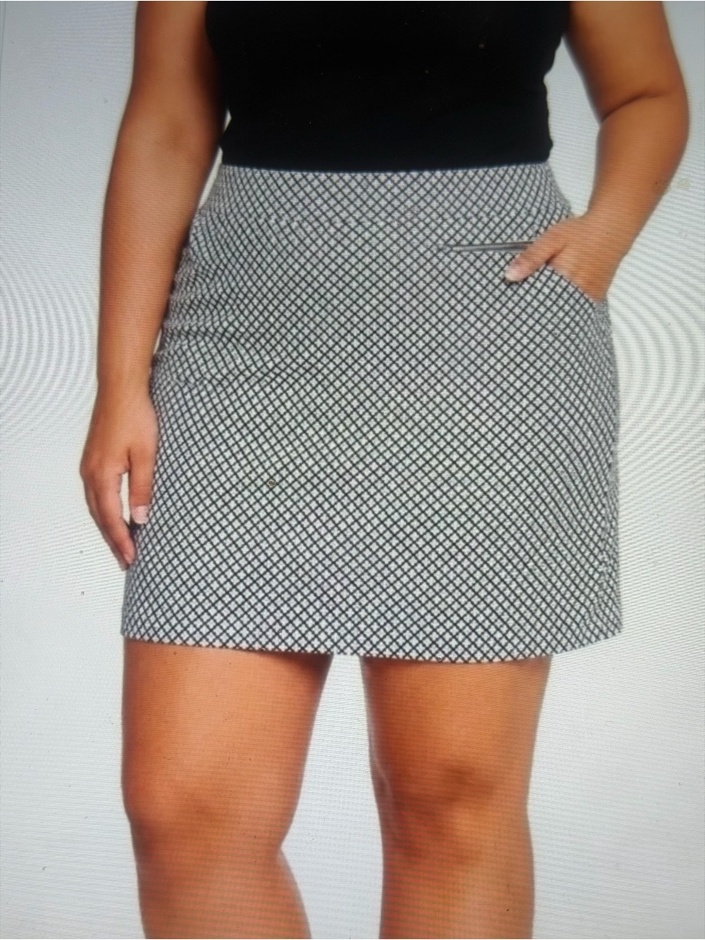 Black and White Geo-Print Mini Skort 19”